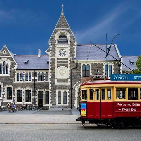 Central City Awaits 2 Bed 2 Bath With Carpark Christchurch Exterior foto