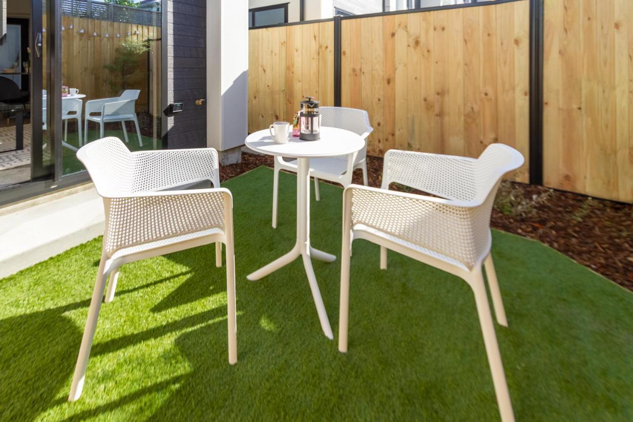 Central City Awaits 2 Bed 2 Bath With Carpark Christchurch Exterior foto