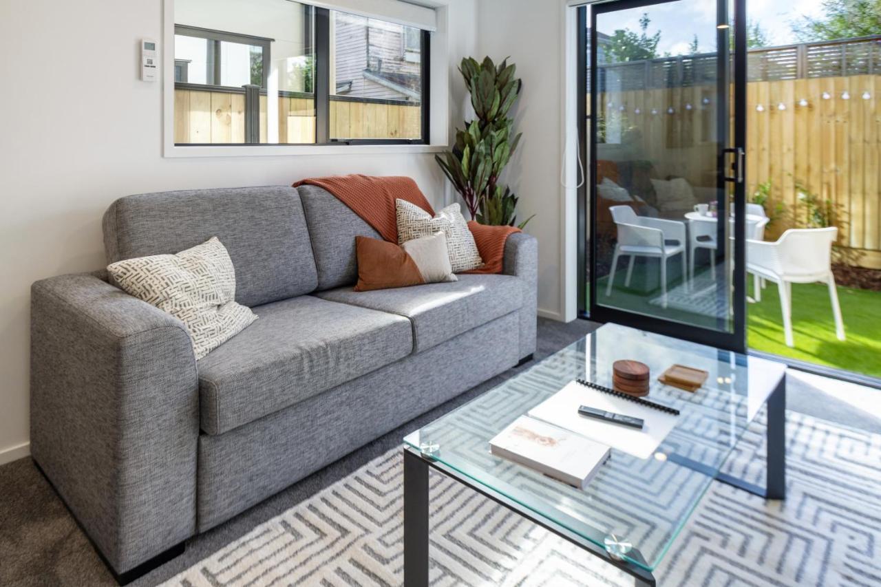 Central City Awaits 2 Bed 2 Bath With Carpark Christchurch Exterior foto