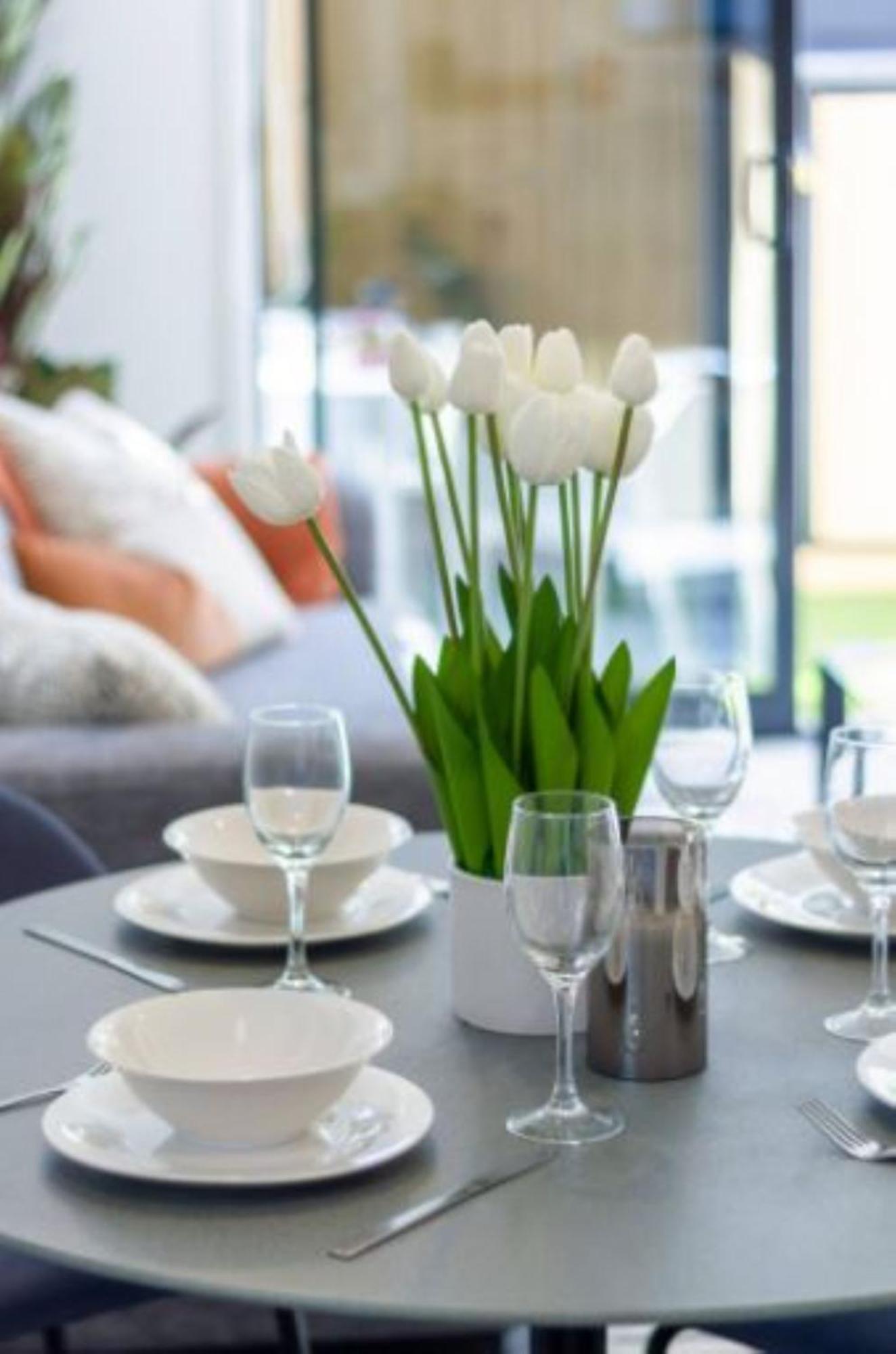 Central City Awaits 2 Bed 2 Bath With Carpark Christchurch Exterior foto
